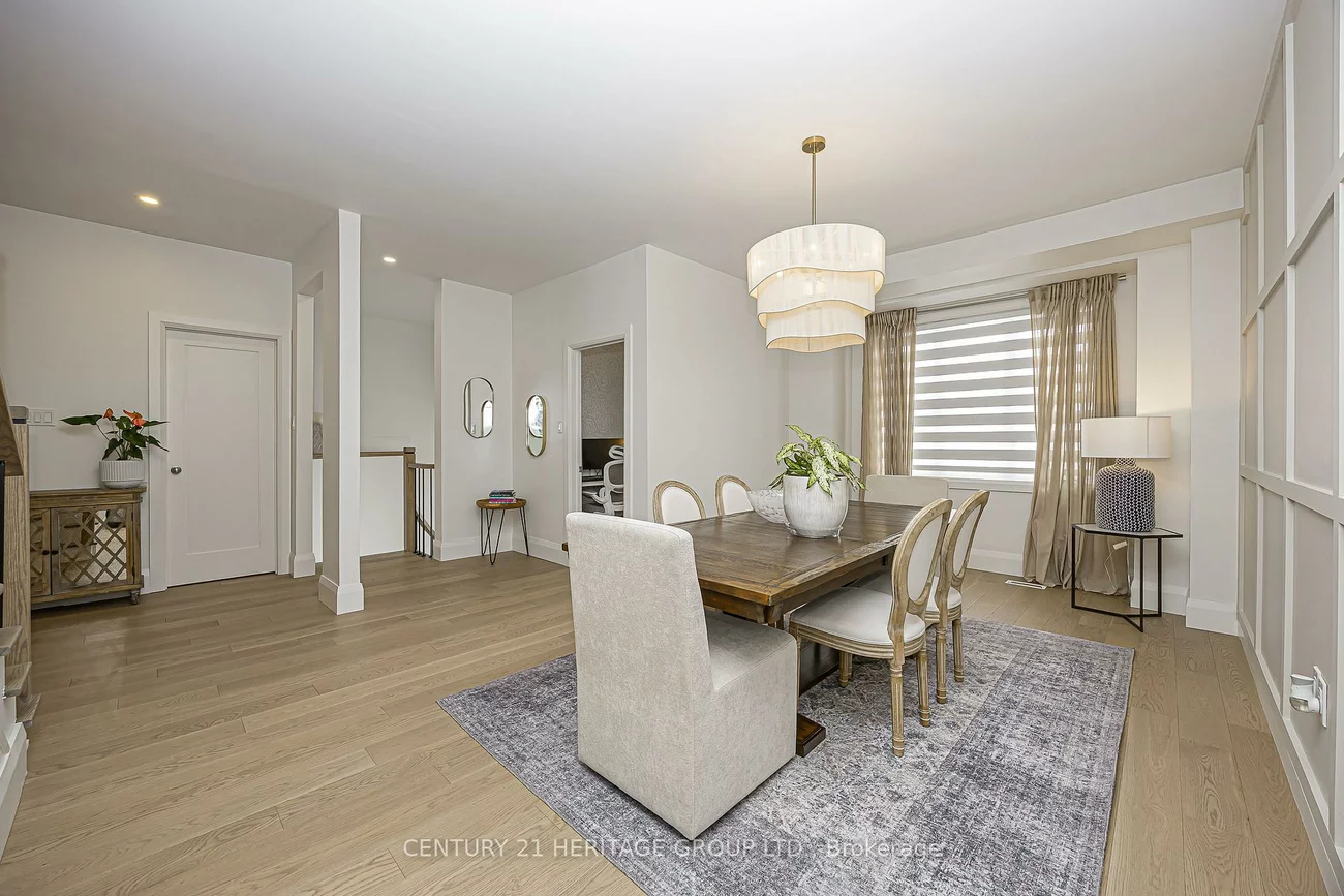 93, Ridge Gate, Mt Albert, East Gwillimbury