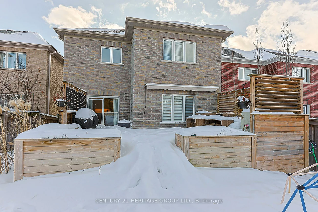 93, Ridge Gate, Mt Albert, East Gwillimbury