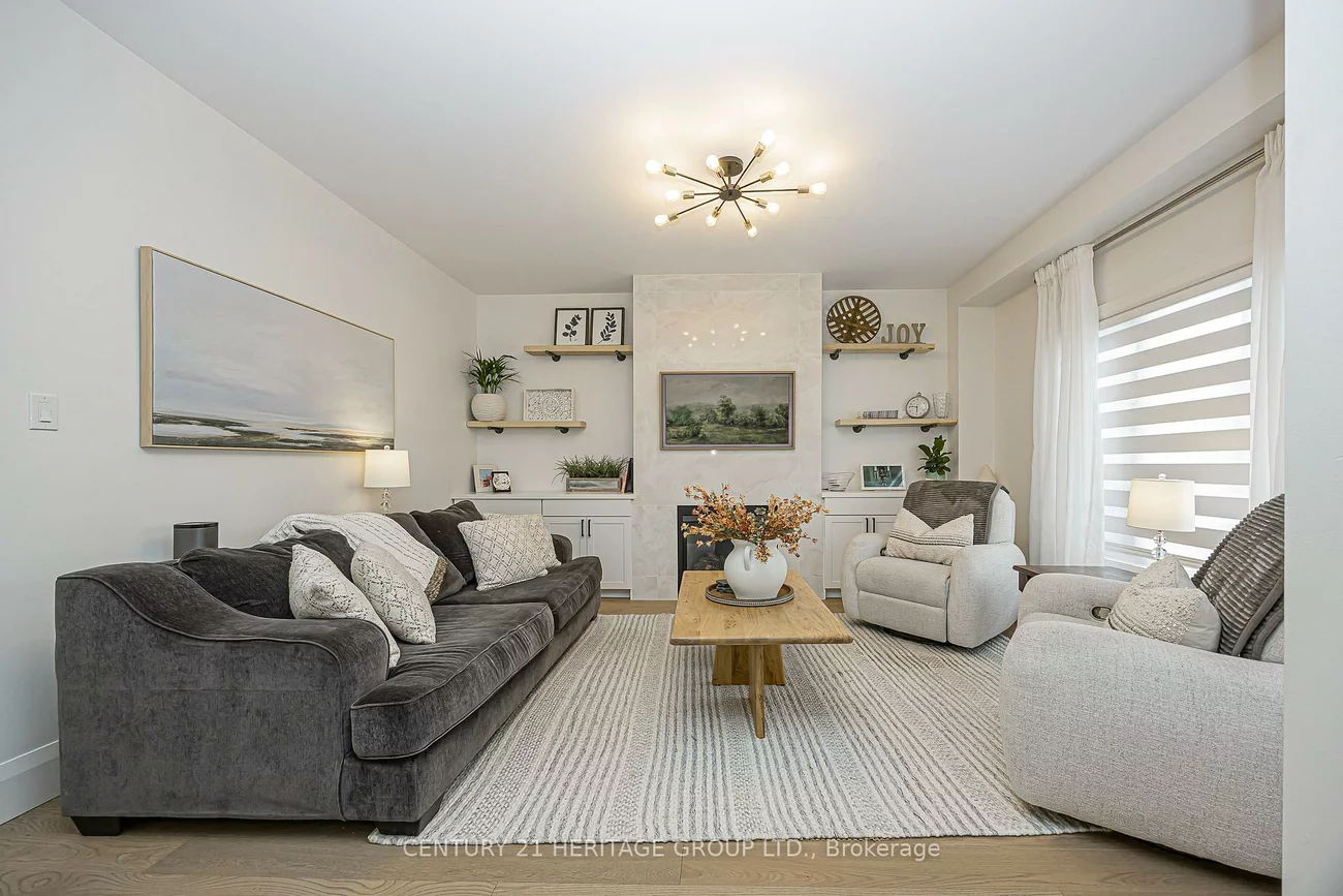 93, Ridge Gate, Mt Albert, East Gwillimbury