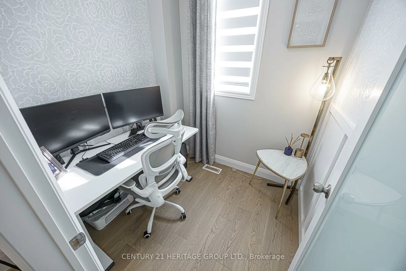 93, Ridge Gate, Mt Albert, East Gwillimbury