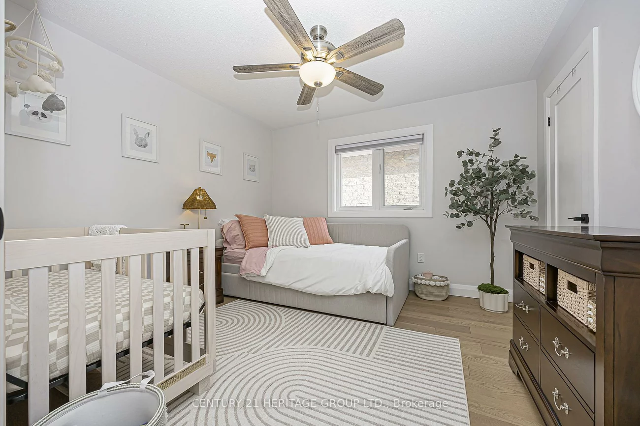 93, Ridge Gate, Mt Albert, East Gwillimbury