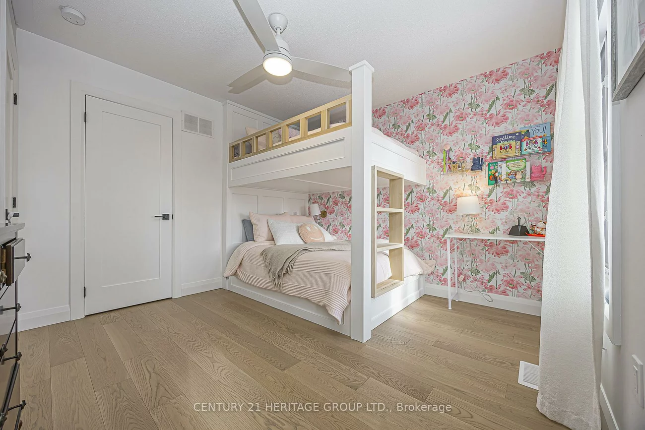 93, Ridge Gate, Mt Albert, East Gwillimbury