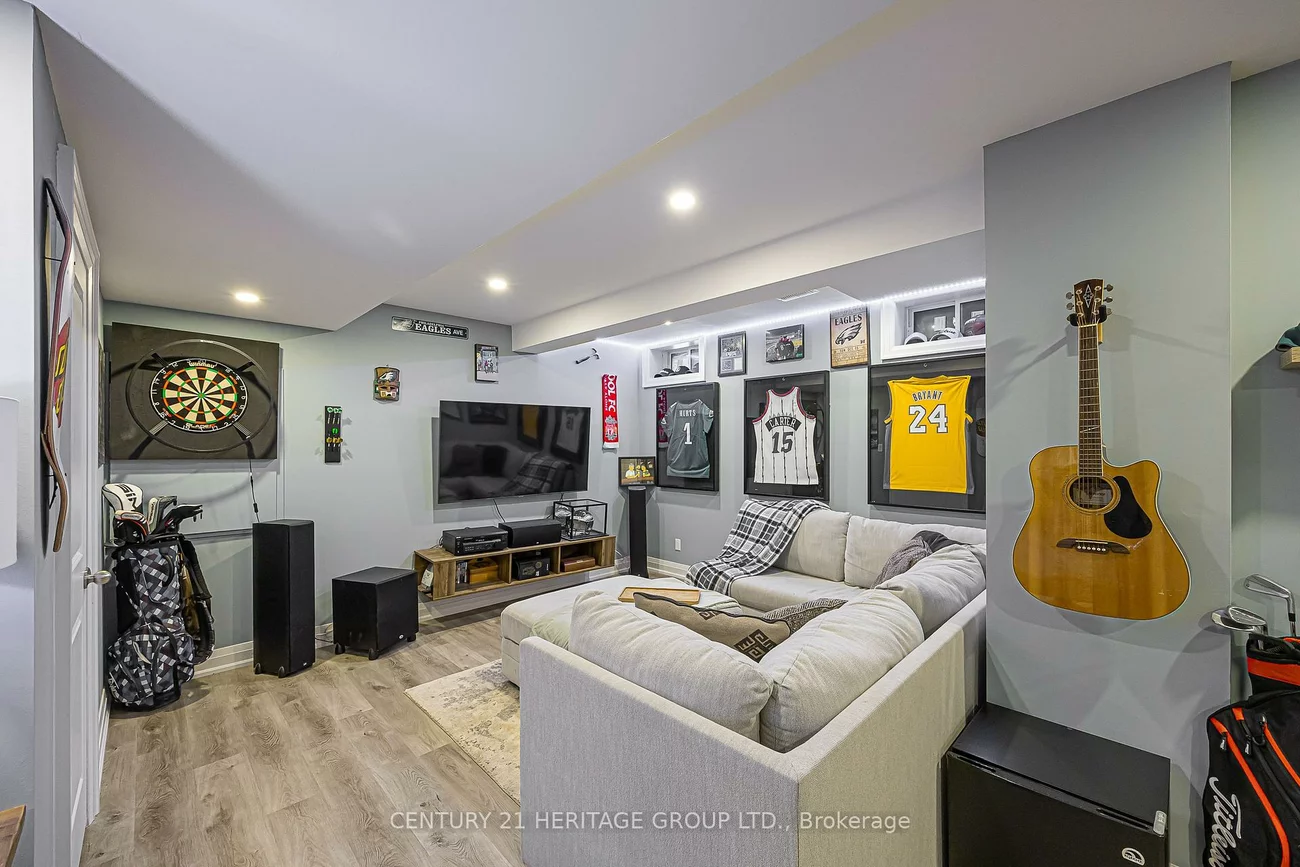 93, Ridge Gate, Mt Albert, East Gwillimbury