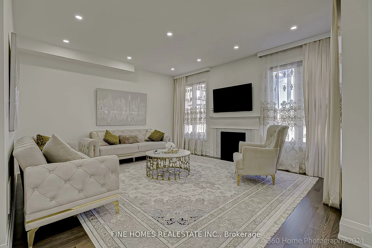 39, Tesla, Holland Landing, East Gwillimbury