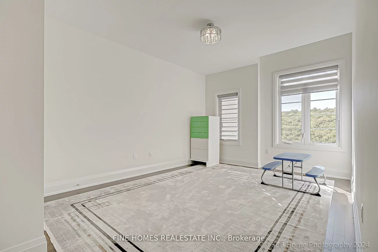 39, Tesla, Holland Landing, East Gwillimbury