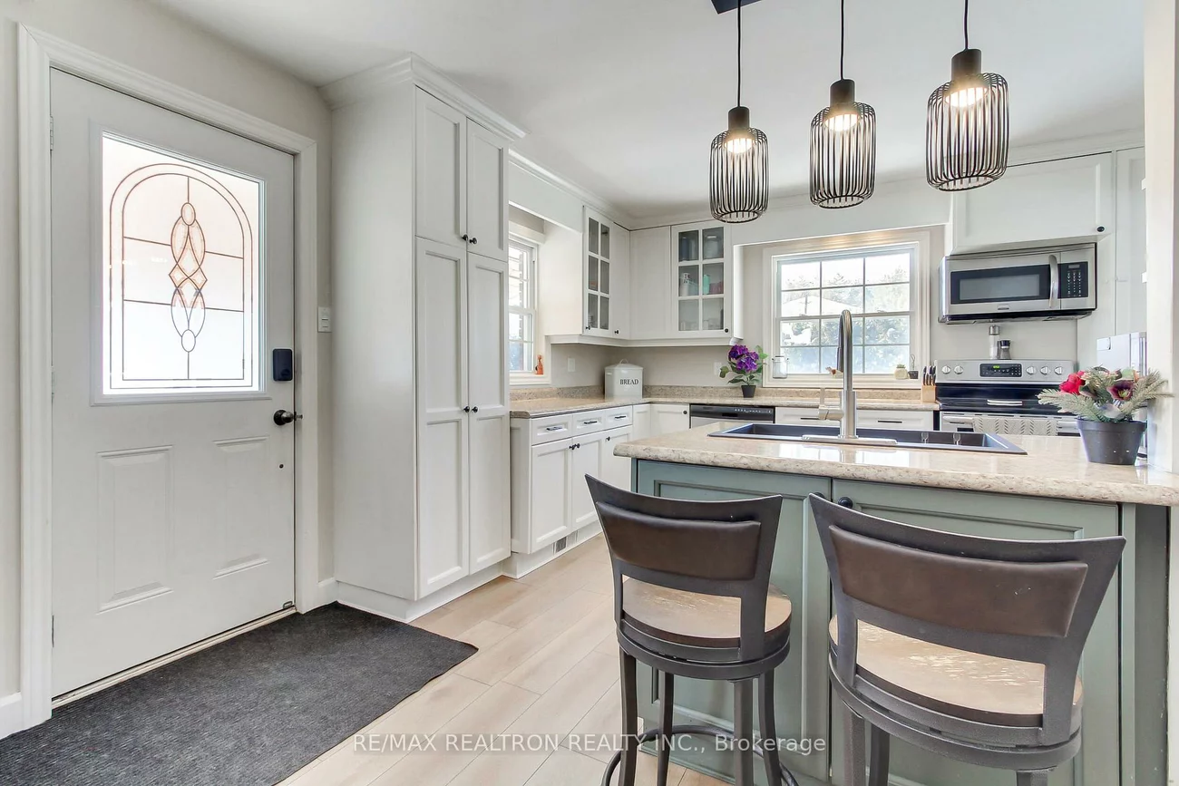 4881, Mount Albert, Rural East Gwillimbury, East Gwillimbury