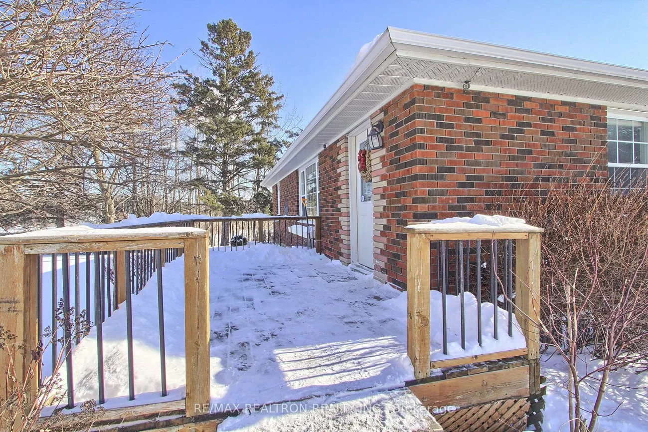 4881, Mount Albert, Rural East Gwillimbury, East Gwillimbury