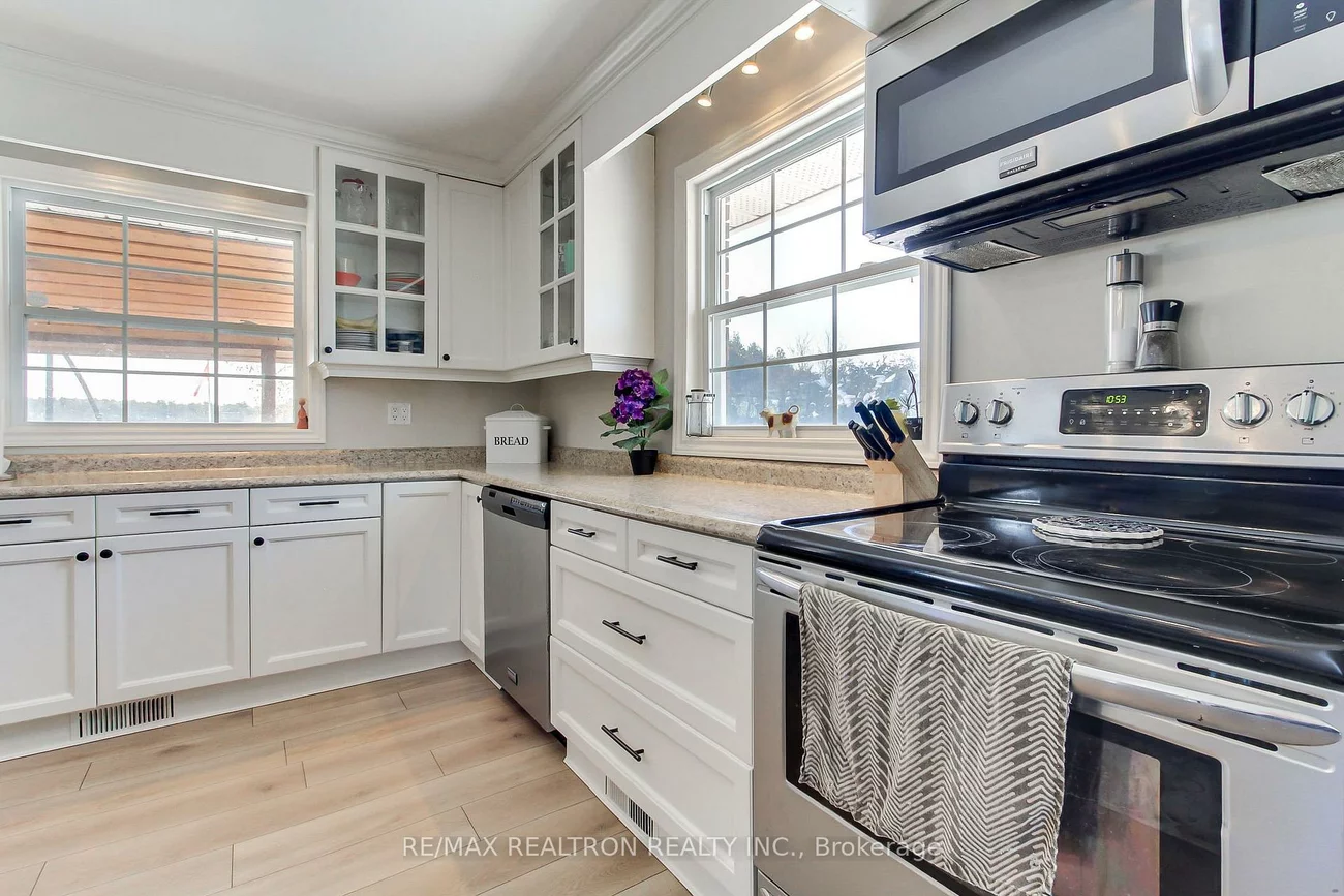 4881, Mount Albert, Rural East Gwillimbury, East Gwillimbury