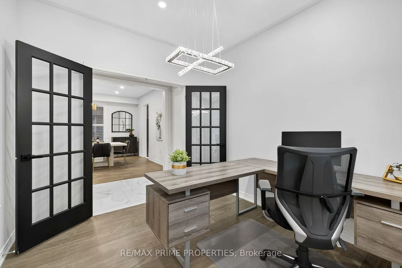 32, Frederick Taylor, Mt Albert, East Gwillimbury