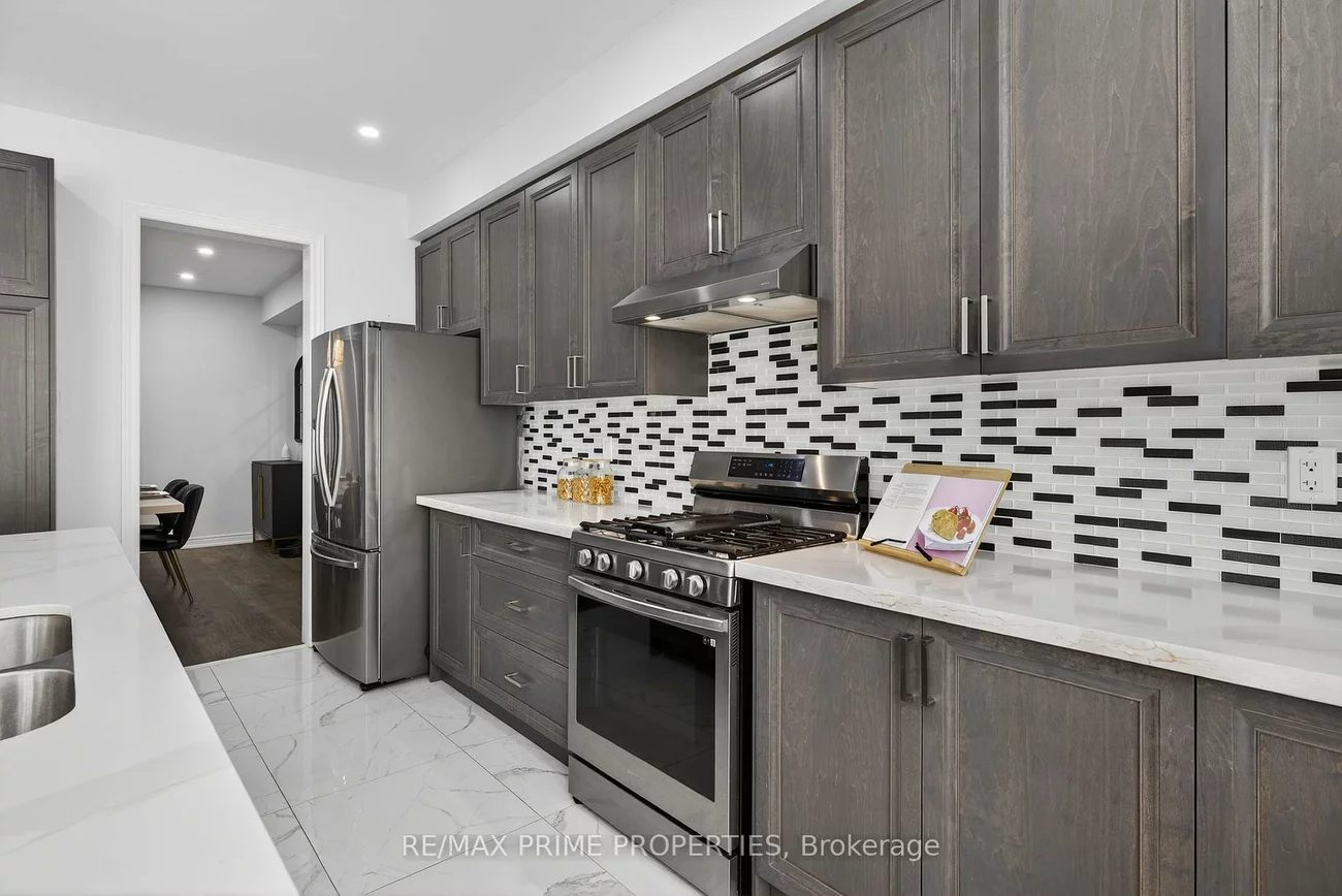 32, Frederick Taylor, Mt Albert, East Gwillimbury