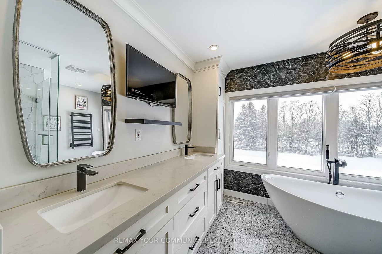 3433, Mount Albert, Sharon, East Gwillimbury