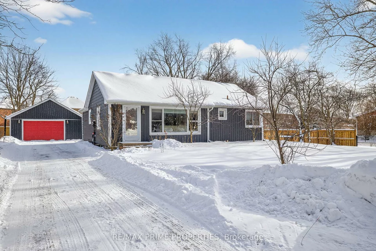 18979, Centre, Mt Albert, East Gwillimbury