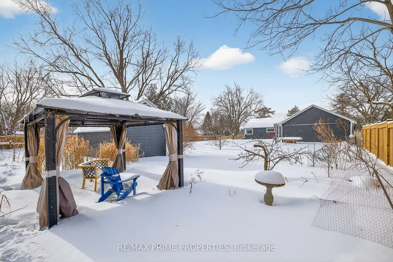 18979, Centre, Mt Albert, East Gwillimbury