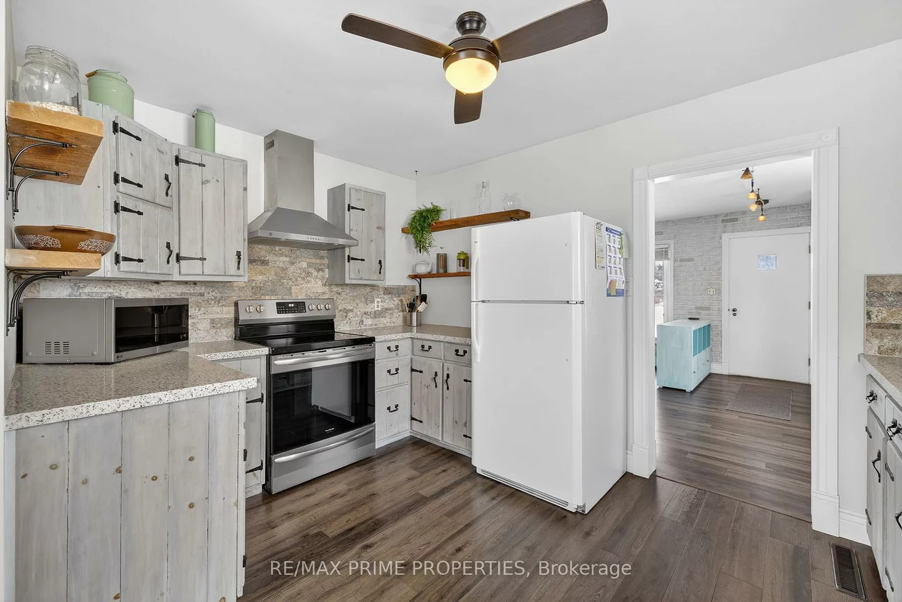 18979, Centre, Mt Albert, East Gwillimbury