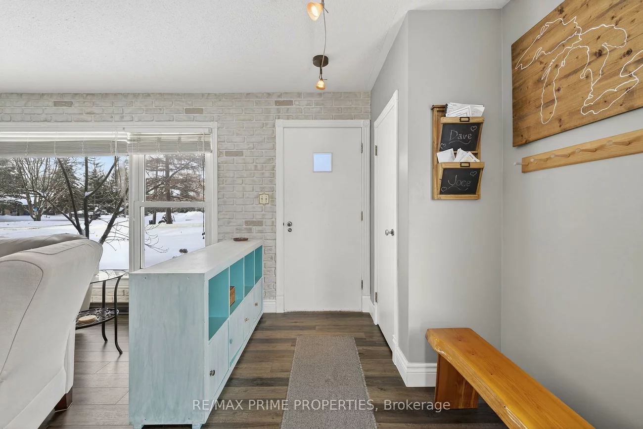 18979, Centre, Mt Albert, East Gwillimbury