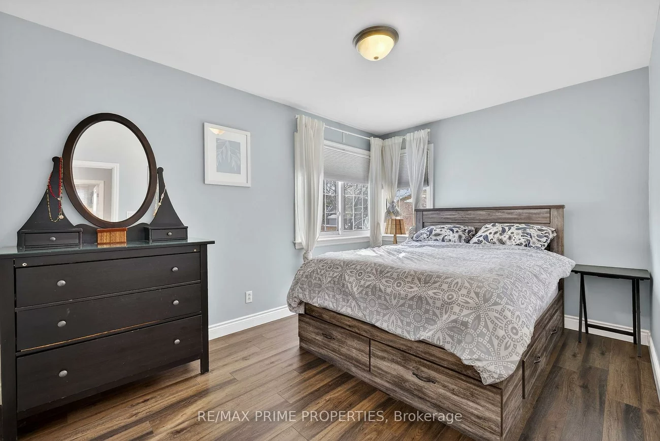 18979, Centre, Mt Albert, East Gwillimbury