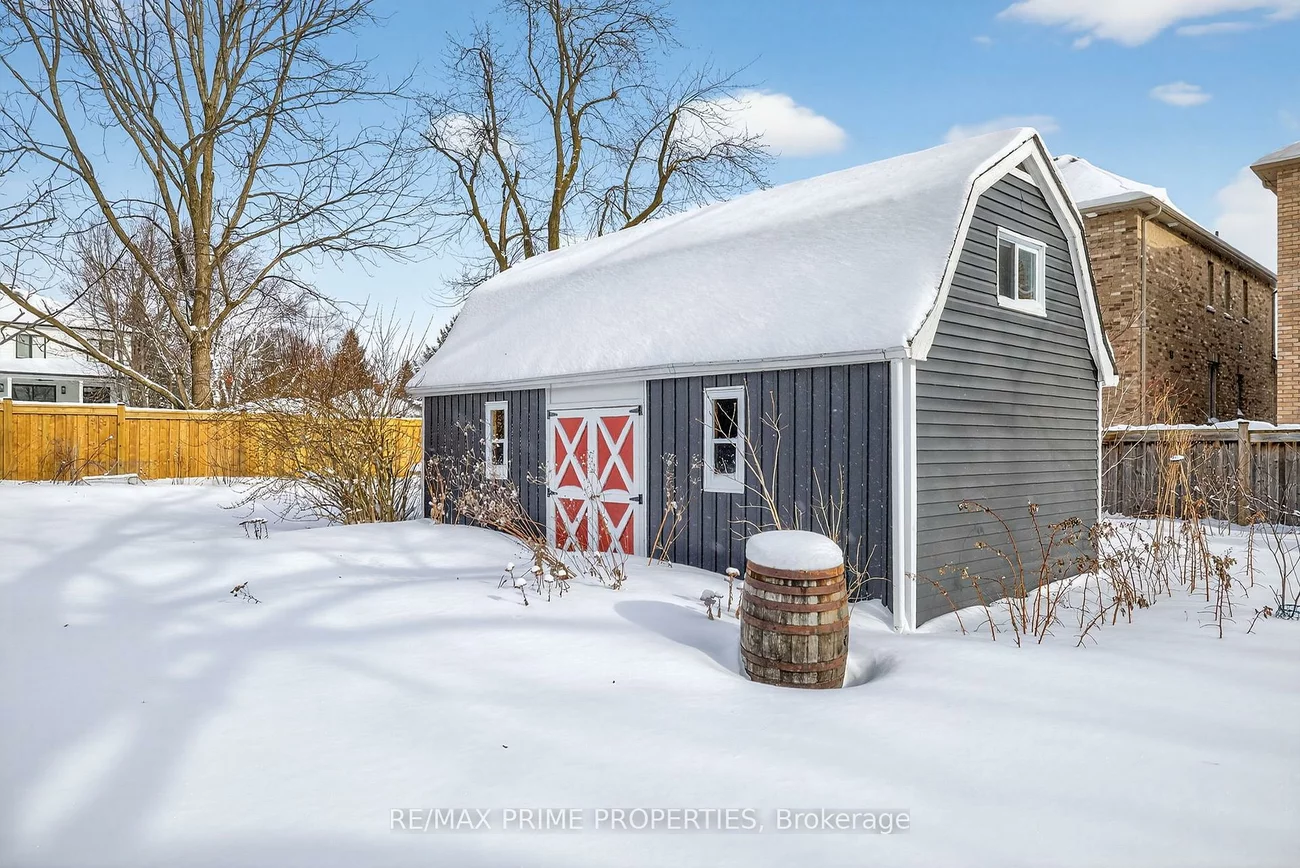 18979, Centre, Mt Albert, East Gwillimbury