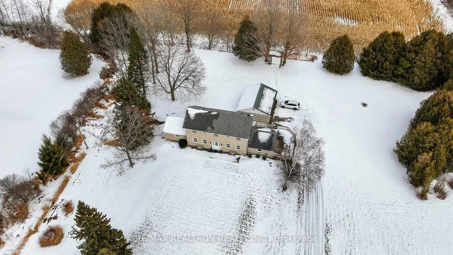 17755, Warden, Rural East Gwillimbury, East Gwillimbury