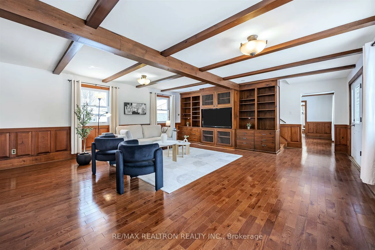 17755, Warden, Rural East Gwillimbury, East Gwillimbury