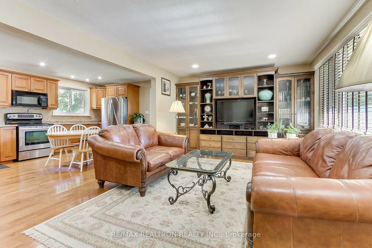 52, Farr, Sharon, East Gwillimbury