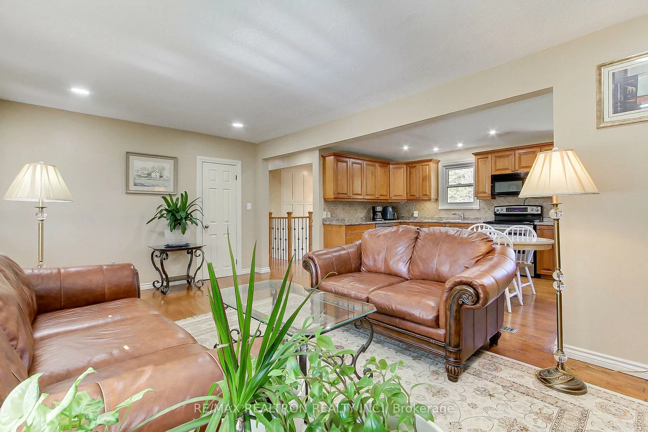 52, Farr, Sharon, East Gwillimbury