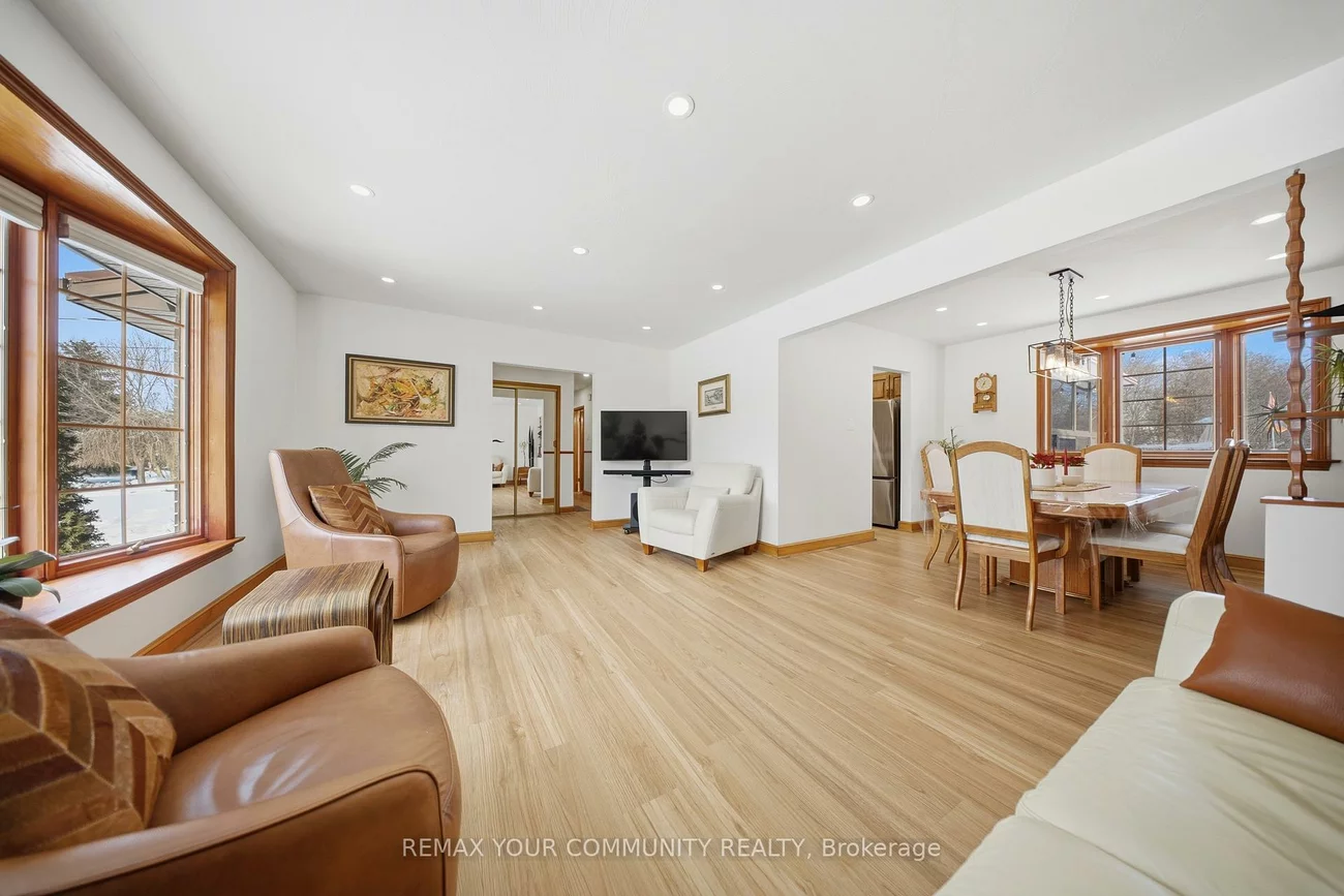 233, East, Holland Landing, East Gwillimbury