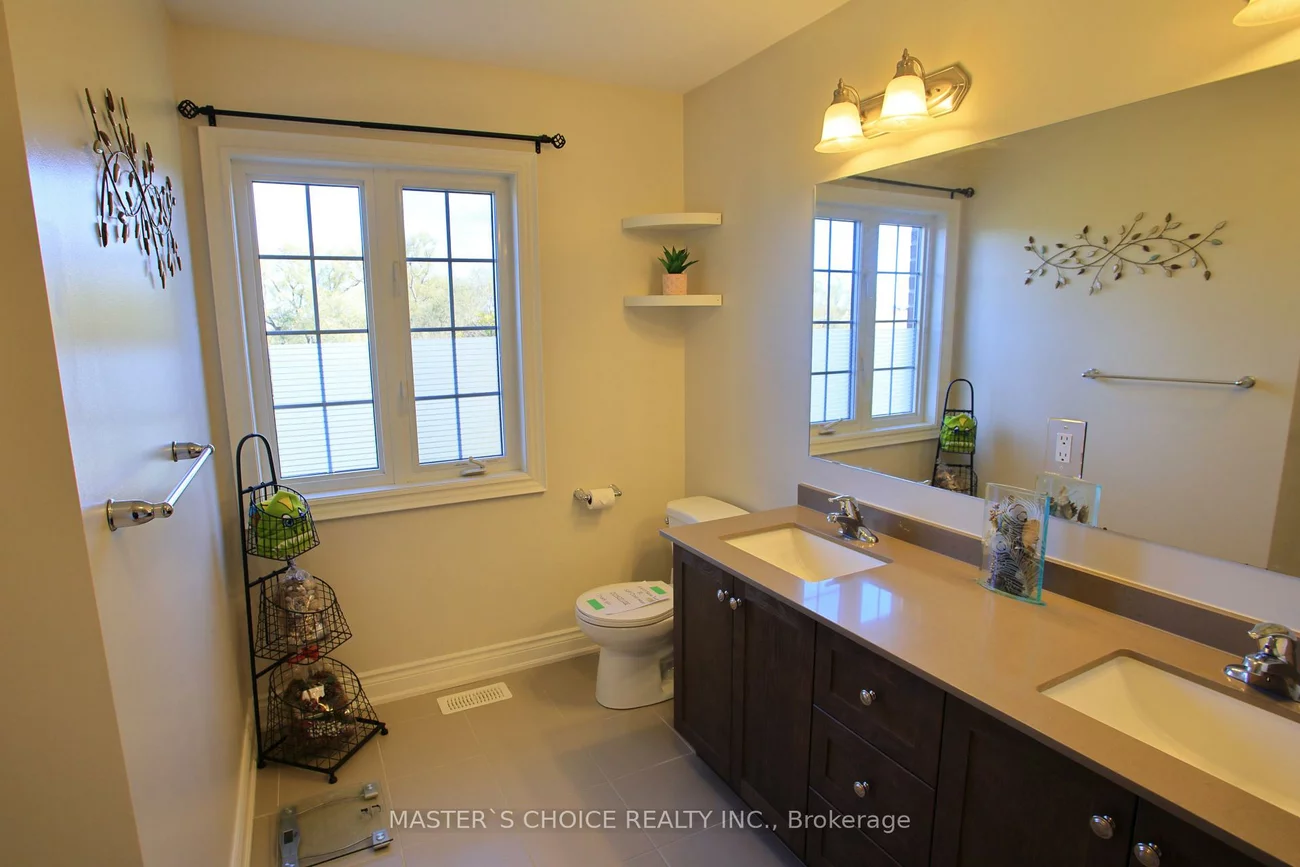 40, Briarfield, Sharon, East Gwillimbury