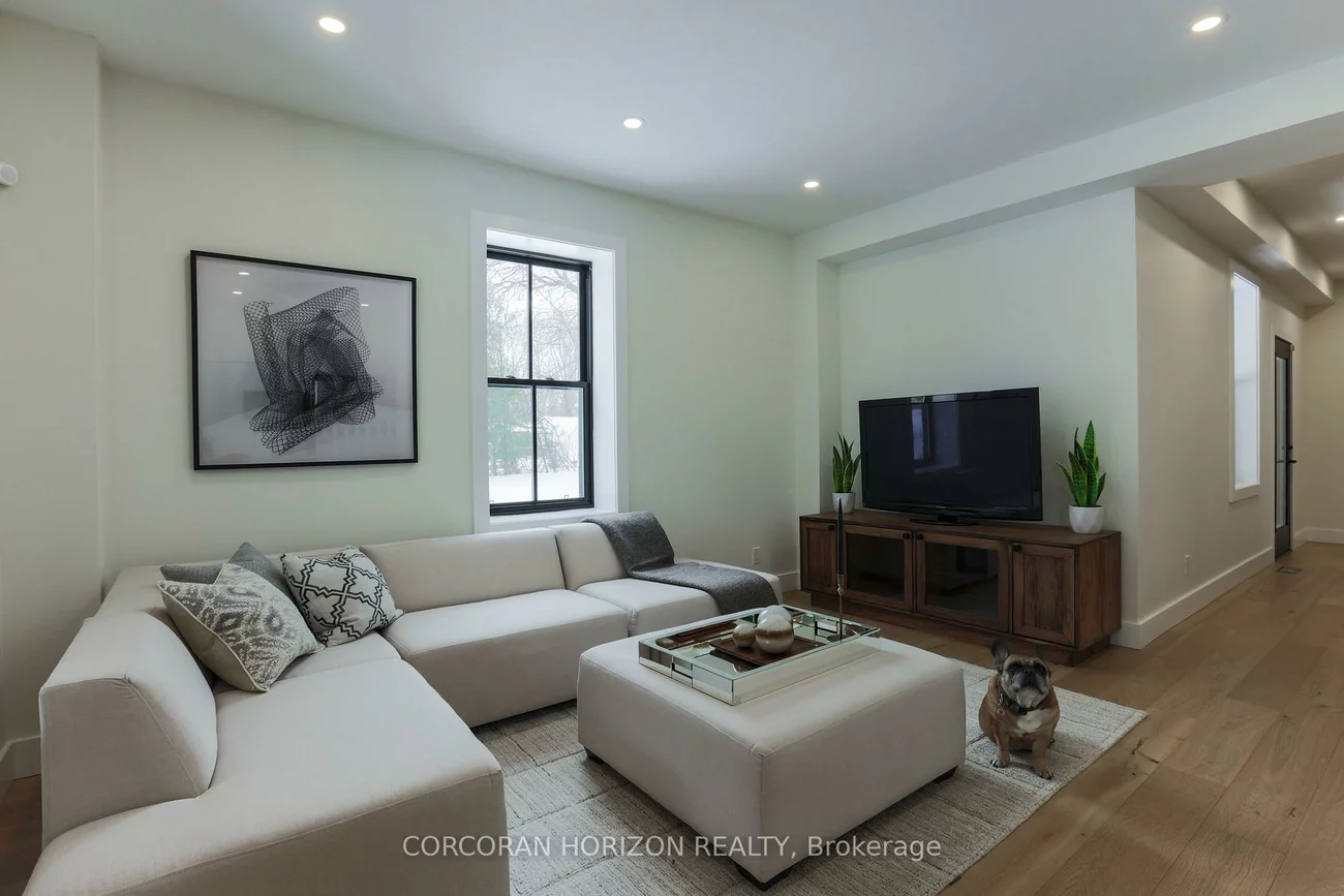 19572, Centre, Rural East Gwillimbury, East Gwillimbury