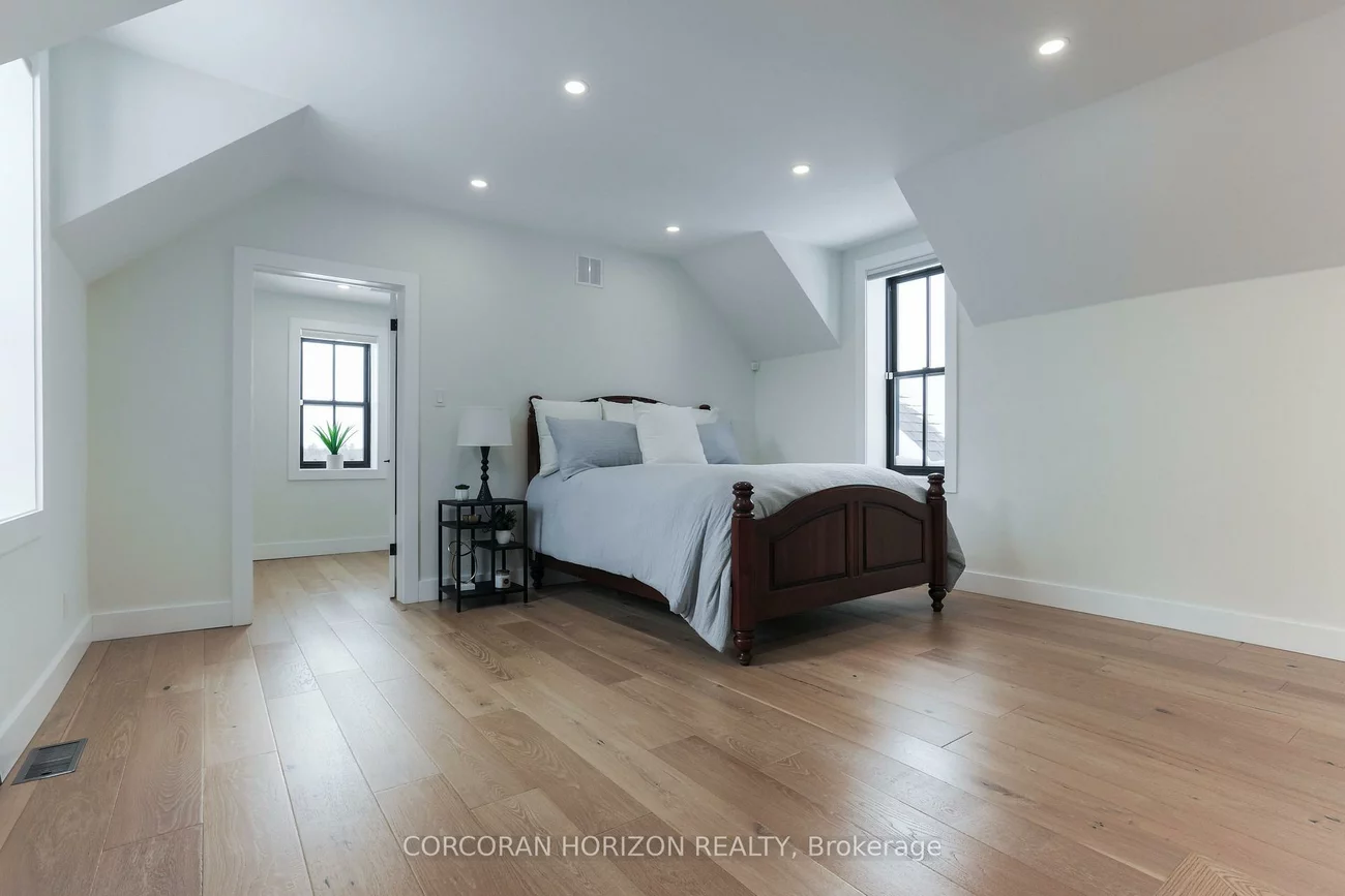 19572, Centre, Rural East Gwillimbury, East Gwillimbury