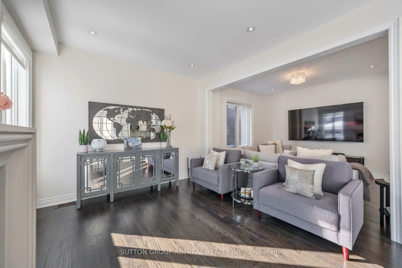 124, Mondial, Queensville, East Gwillimbury