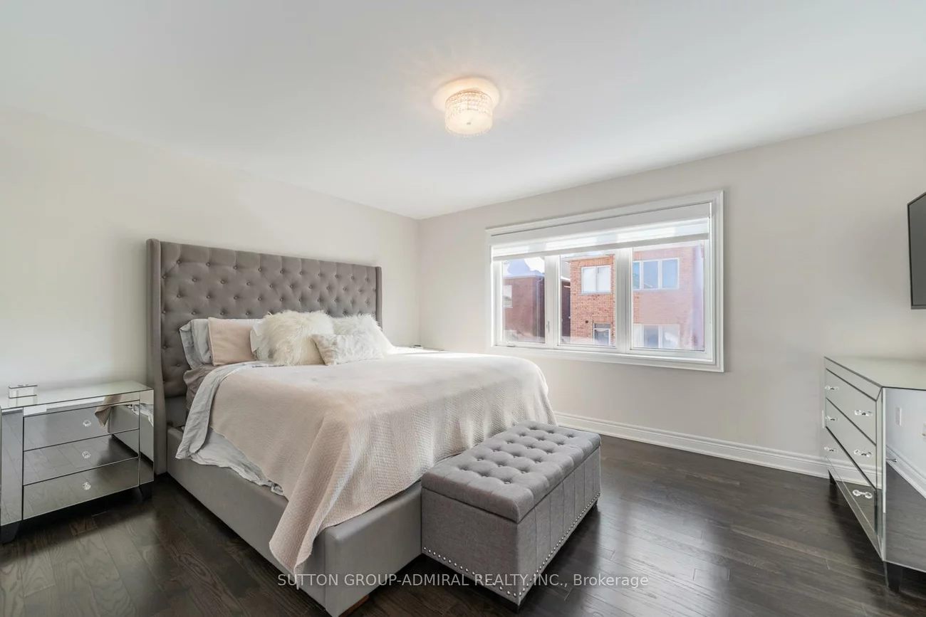 124, Mondial, Queensville, East Gwillimbury