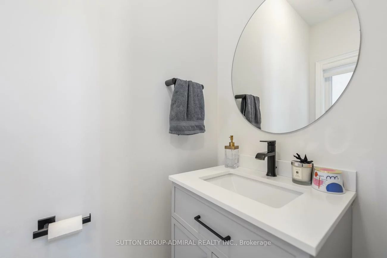 124, Mondial, Queensville, East Gwillimbury