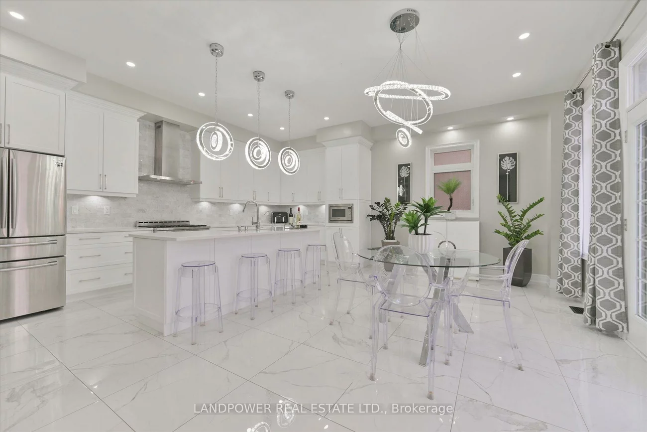 20, Tesla, Holland Landing, East Gwillimbury