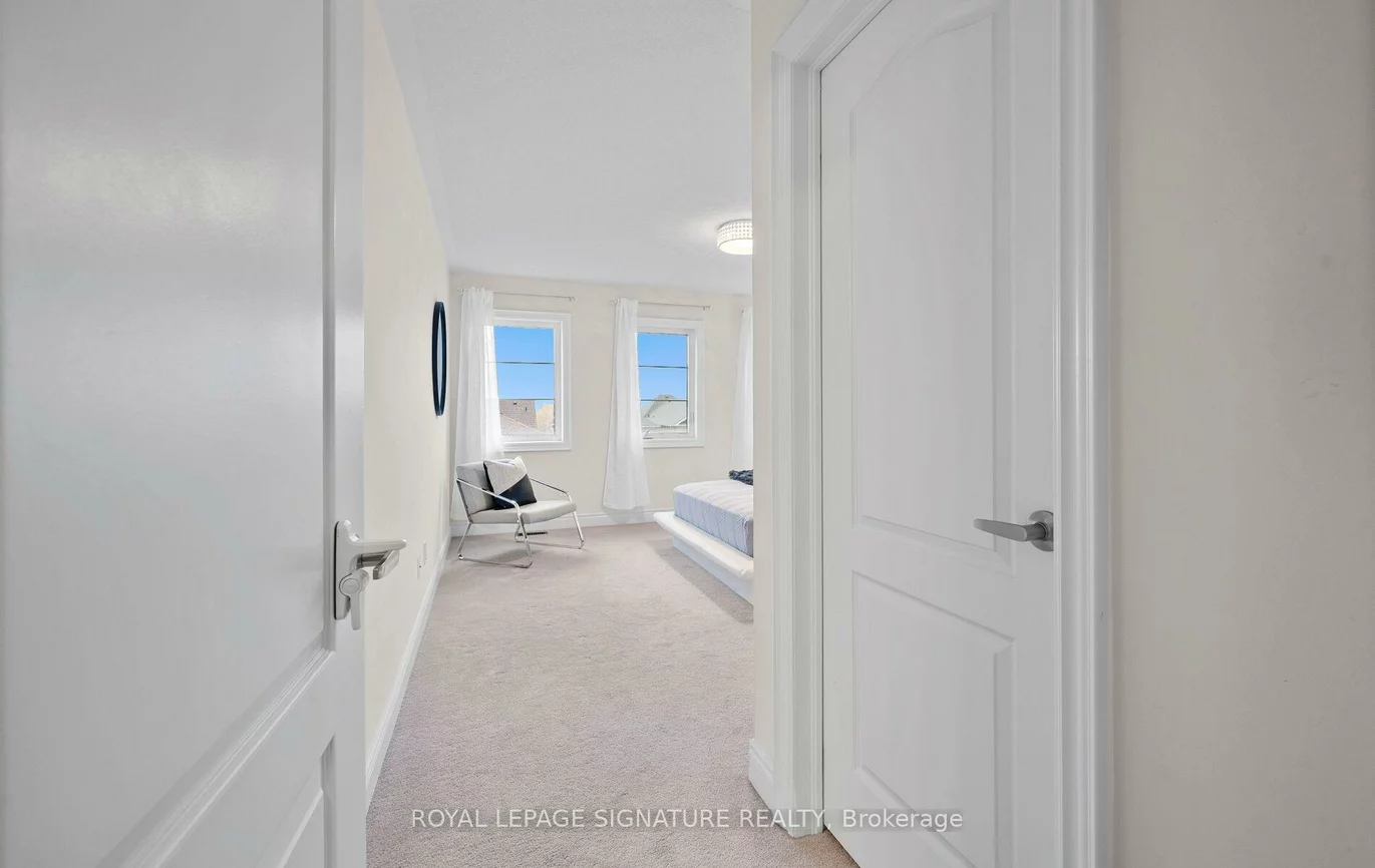 35, Clara May, Sharon, East Gwillimbury