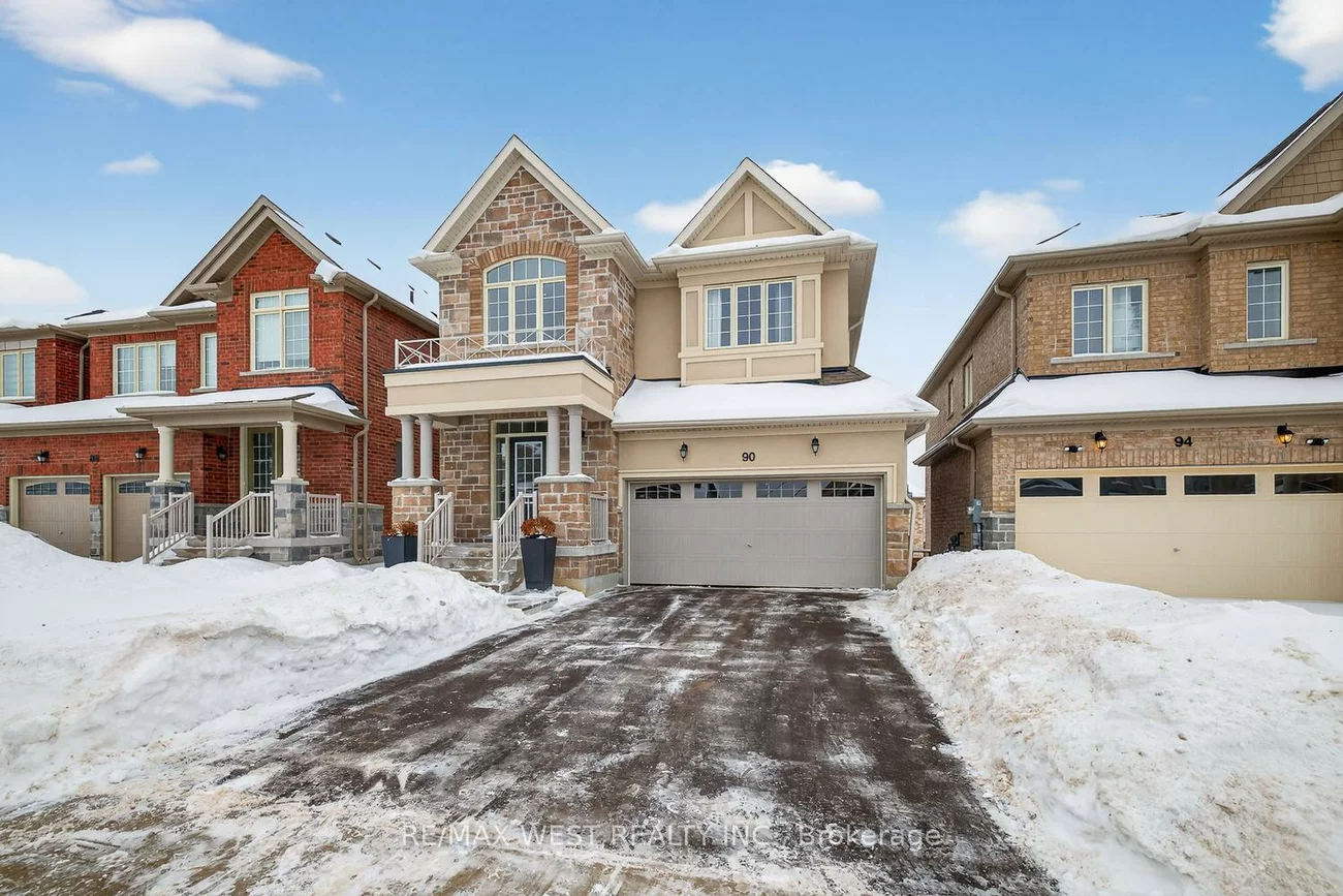 90, Watershed, Queensville, East Gwillimbury