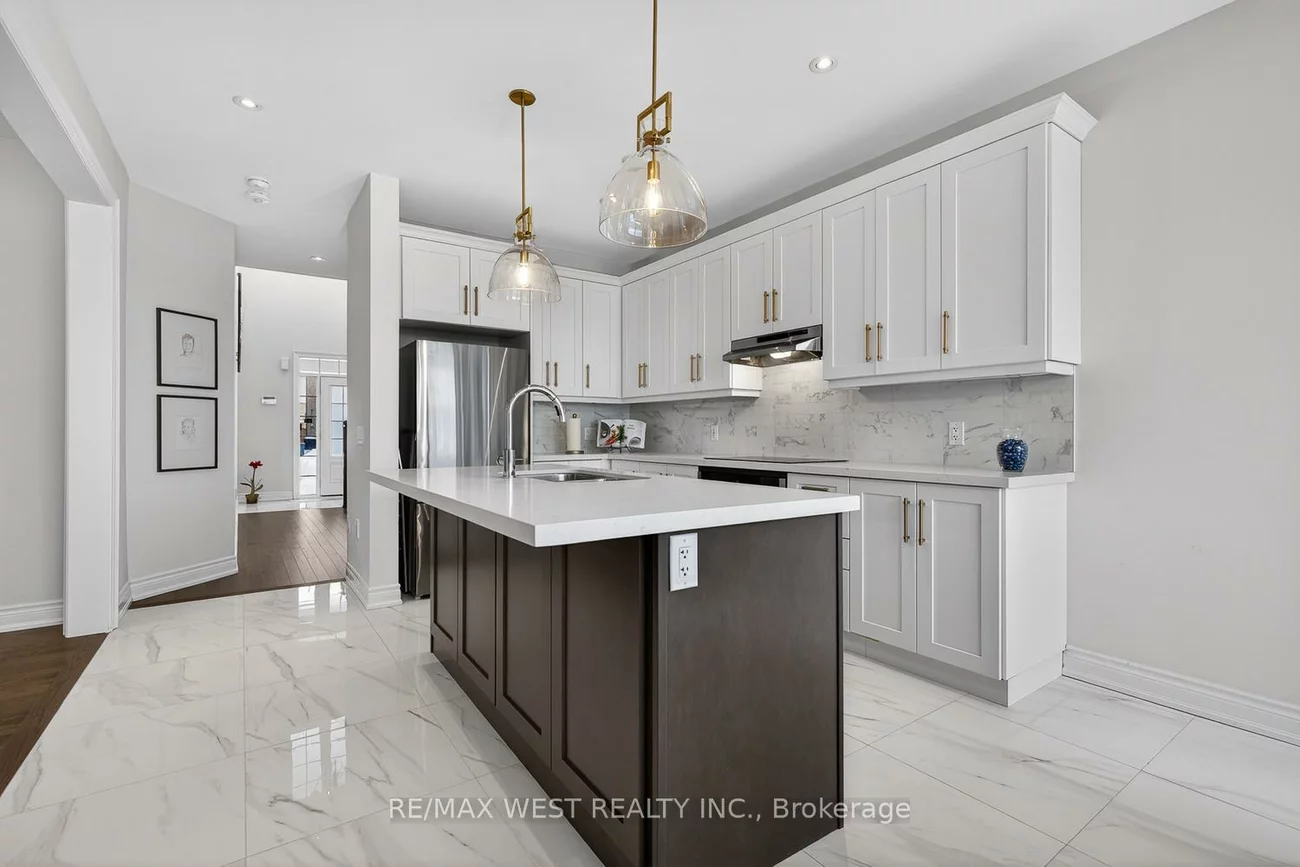 90, Watershed, Queensville, East Gwillimbury