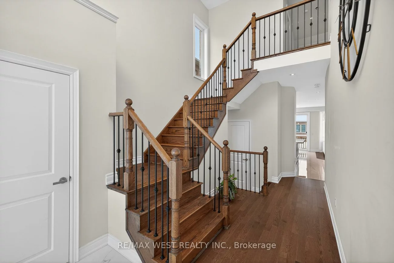 90, Watershed, Queensville, East Gwillimbury