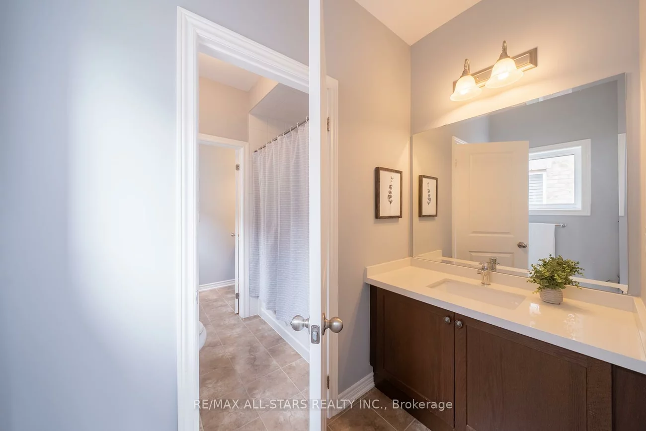 61, Manor Forest, Mt Albert, East Gwillimbury