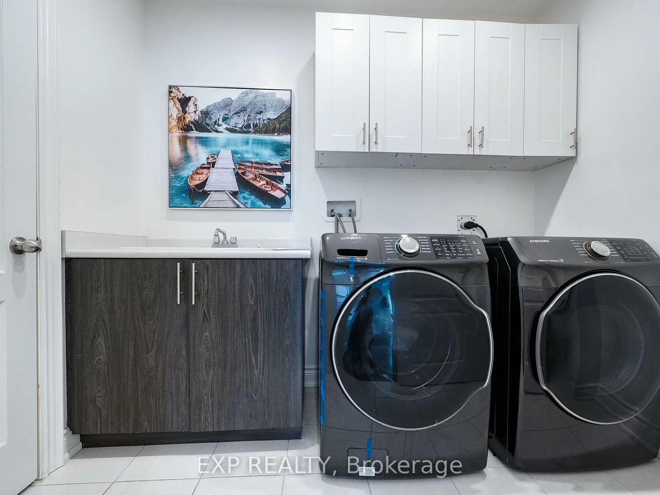 2, Tesla, Holland Landing, East Gwillimbury