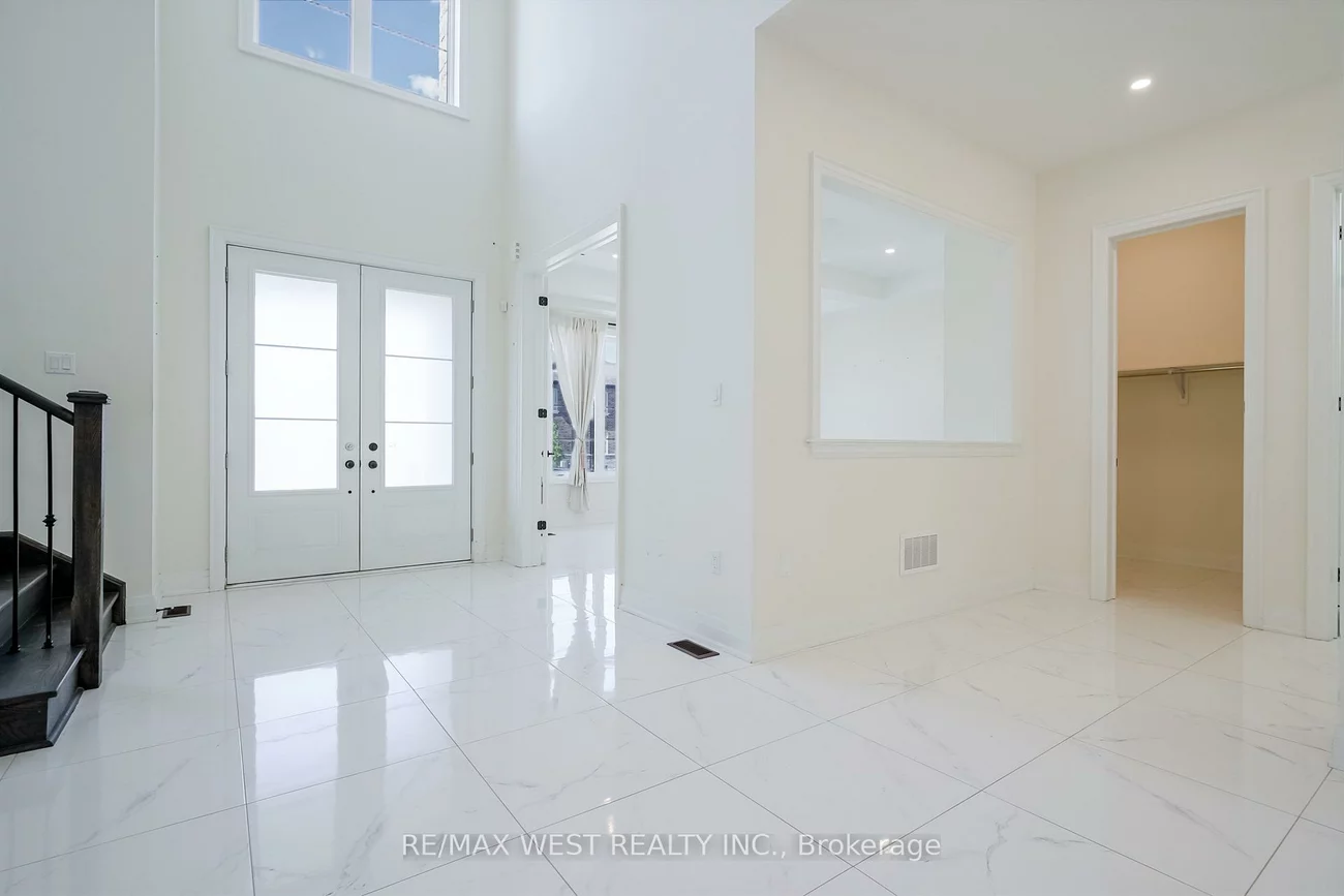 106, Silk Twist, Holland Landing, East Gwillimbury