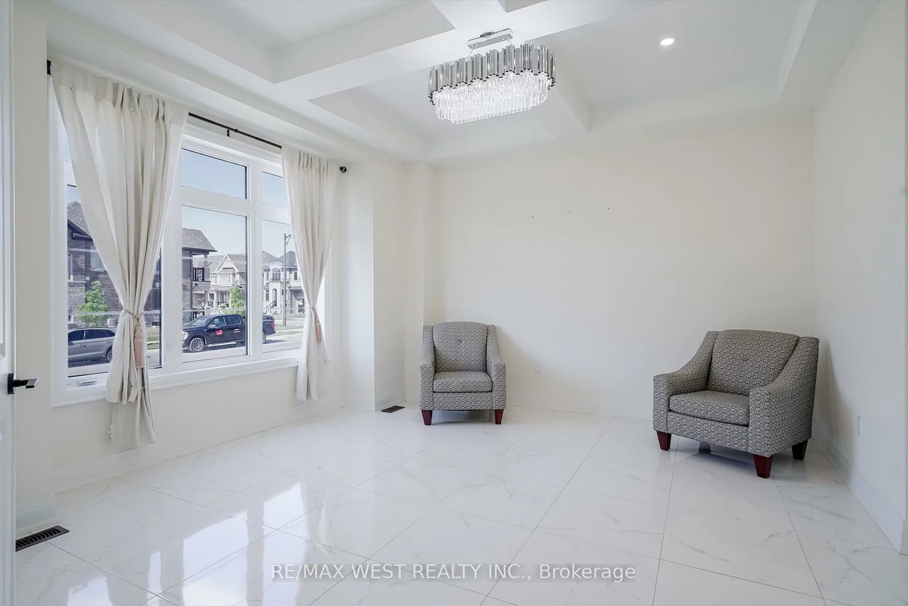 106, Silk Twist, Holland Landing, East Gwillimbury