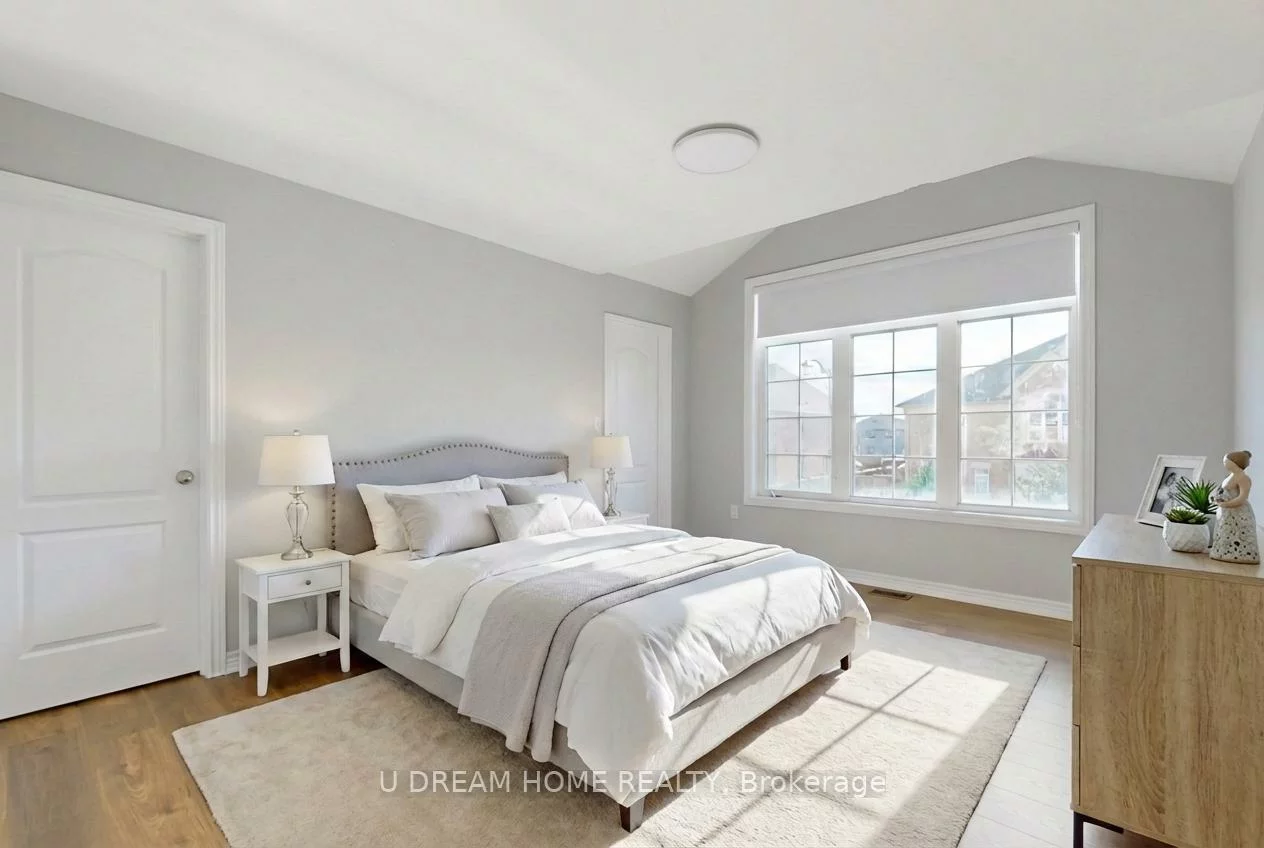 103, Beckett, Holland Landing, East Gwillimbury