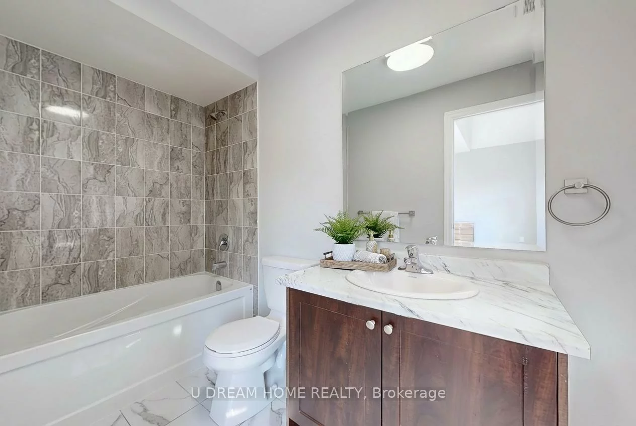 103, Beckett, Holland Landing, East Gwillimbury