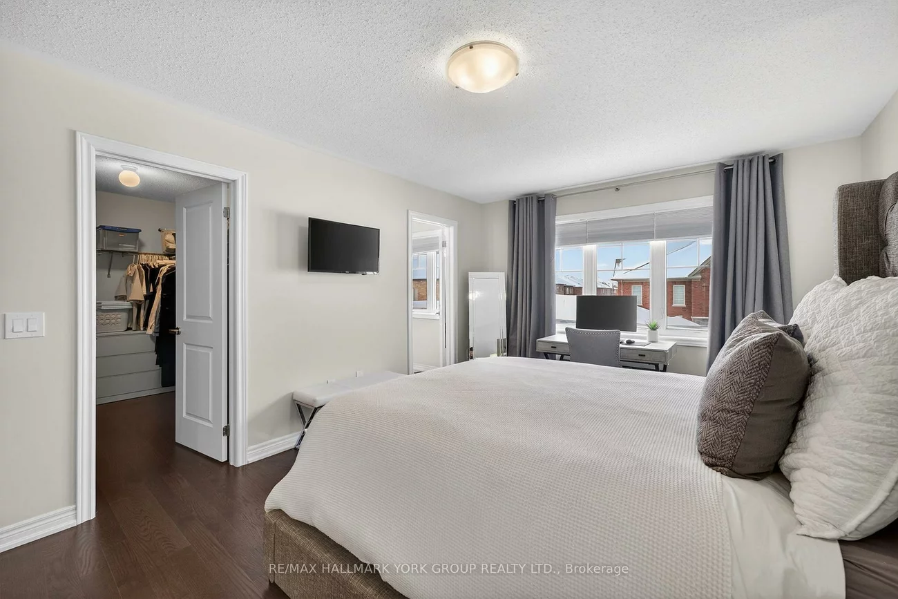 19850, Leslie, Queensville, East Gwillimbury