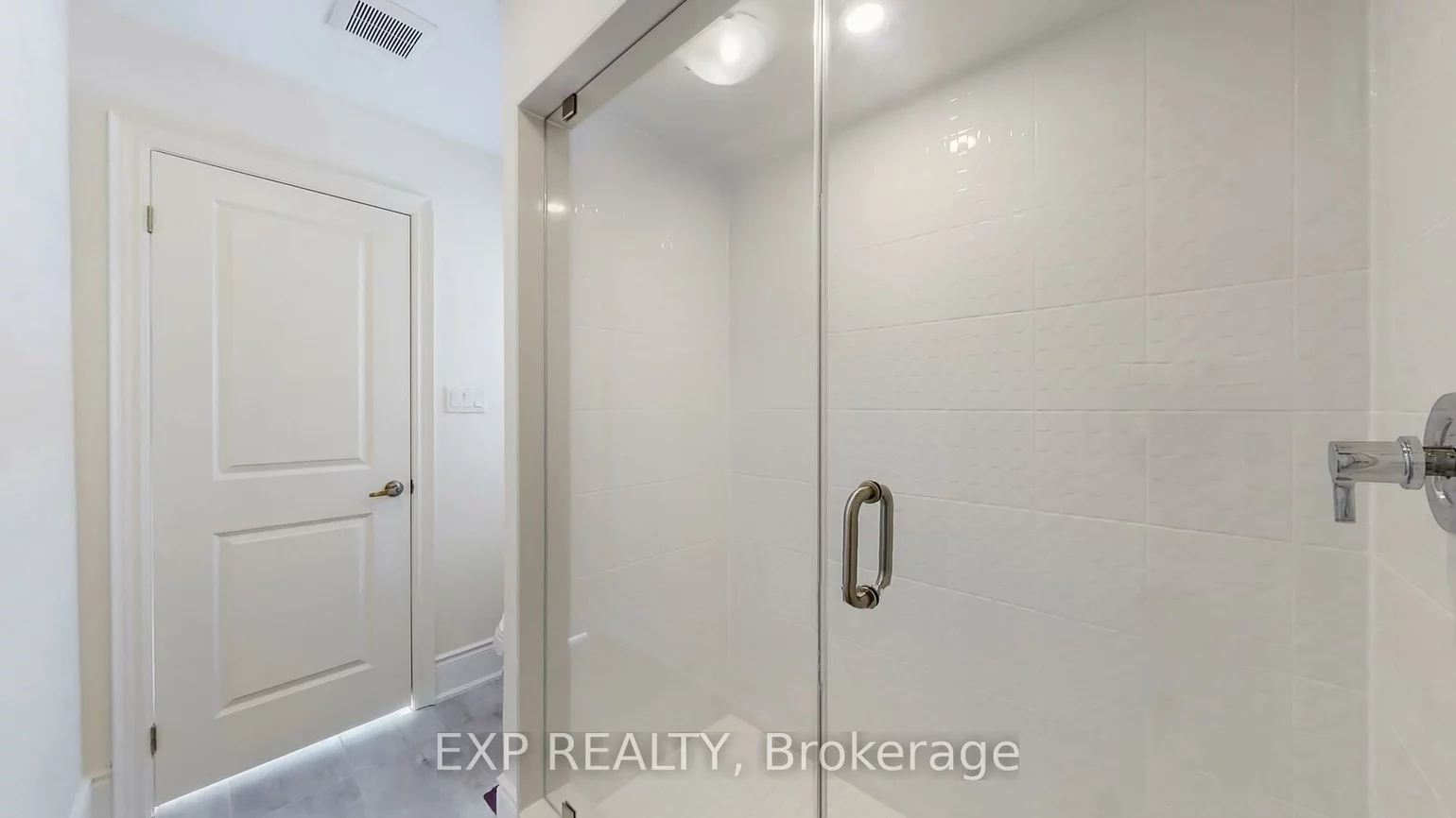 21, Fair Winds, Holland Landing, East Gwillimbury