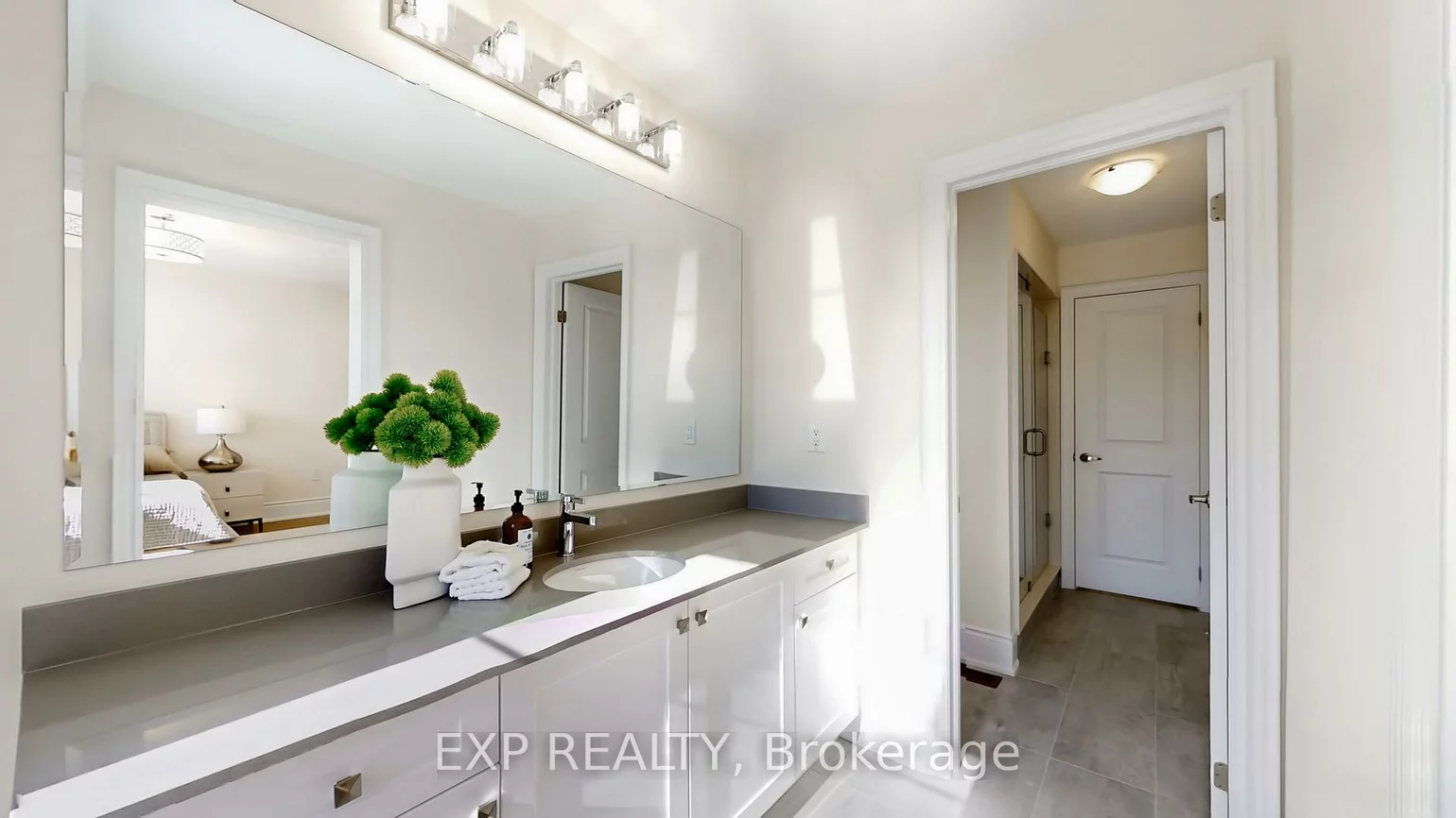 21, Fair Winds, Holland Landing, East Gwillimbury