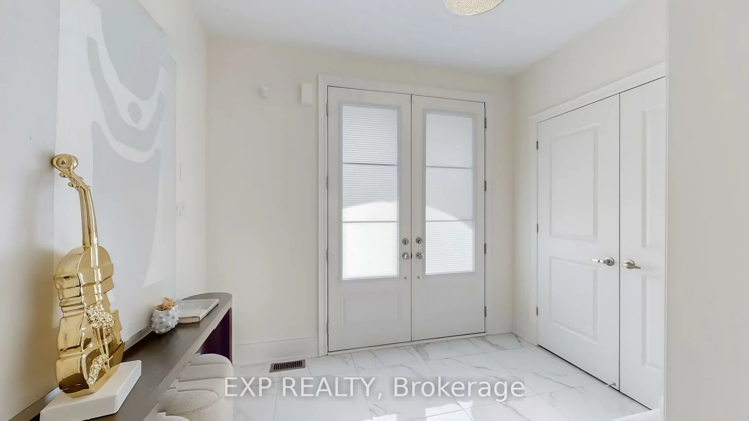 21, Fair Winds, Holland Landing, East Gwillimbury