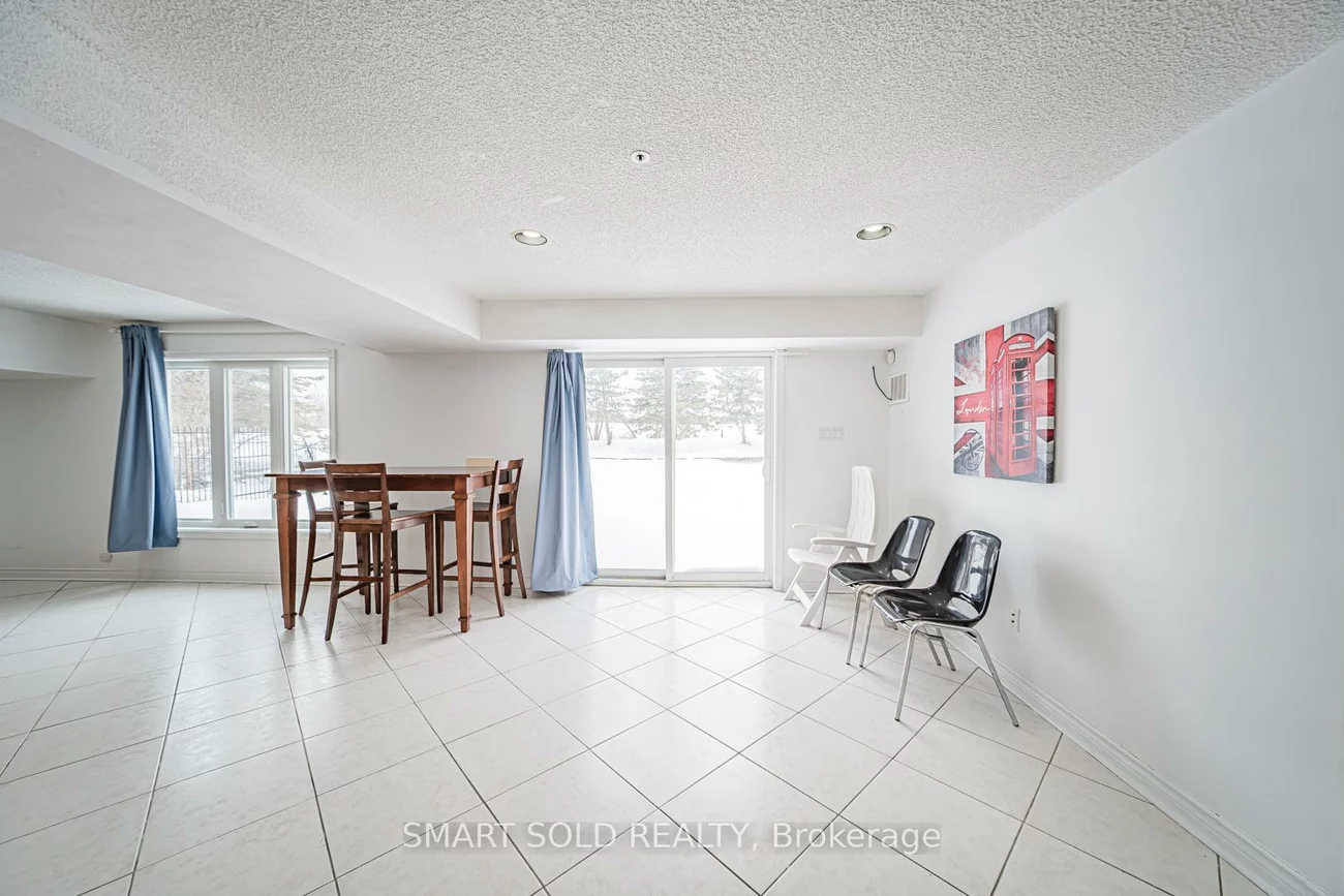 1008, Mount Albert, Sharon, East Gwillimbury