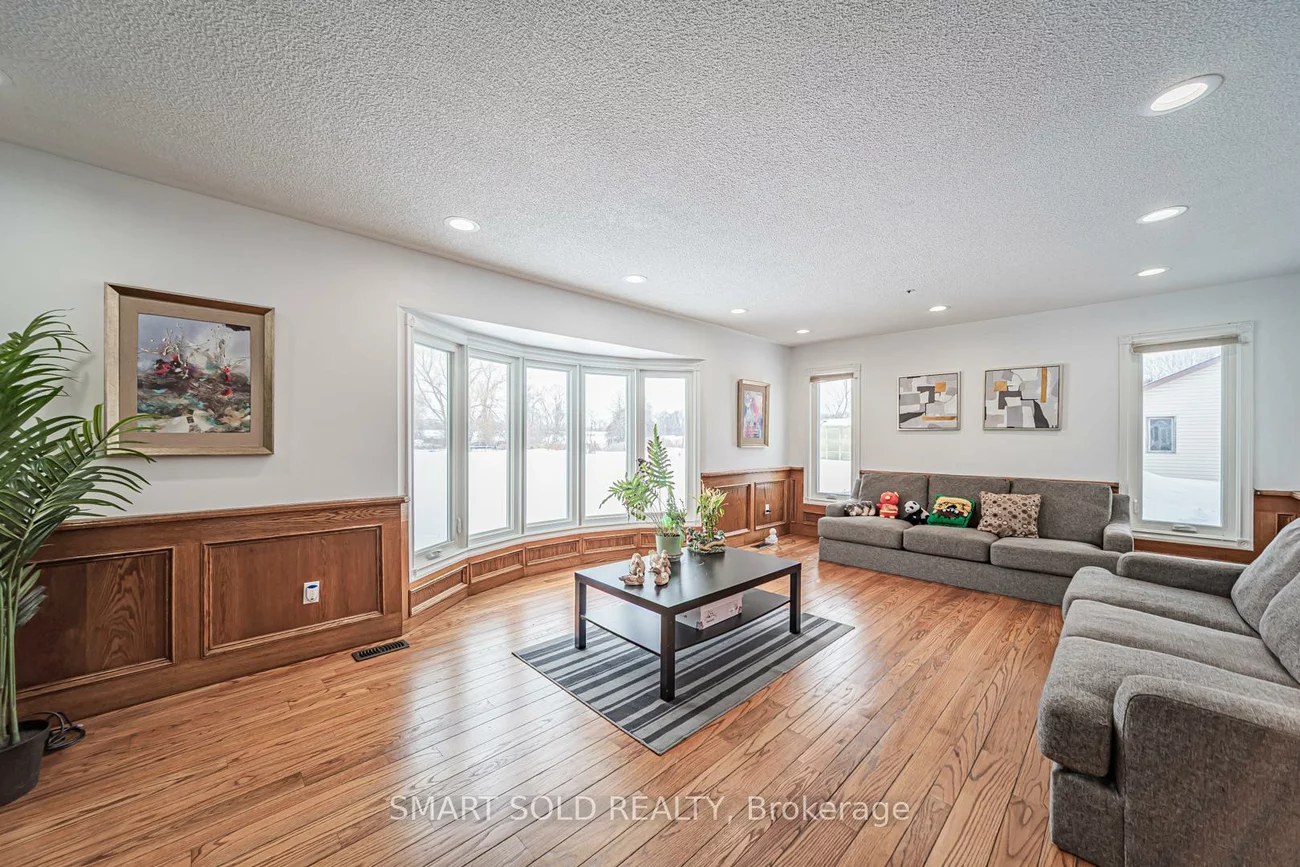 1008, Mount Albert, Sharon, East Gwillimbury