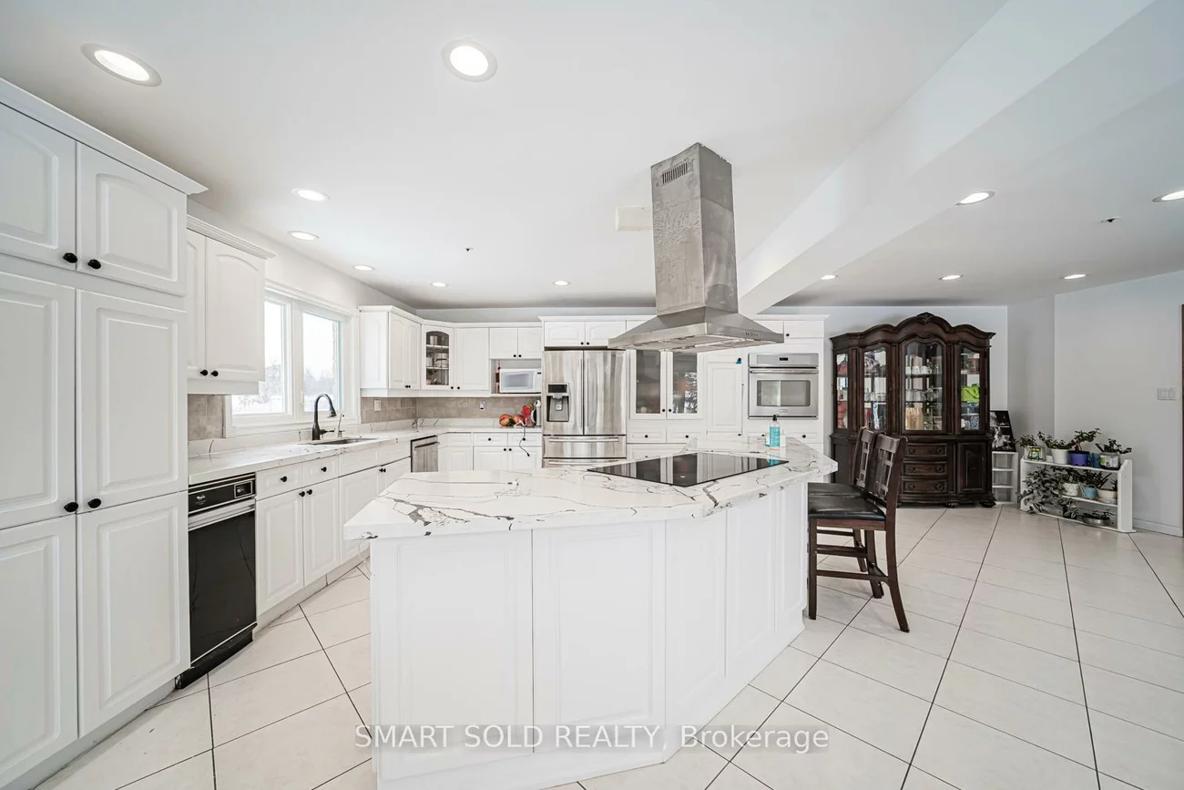 1008, Mount Albert, Sharon, East Gwillimbury